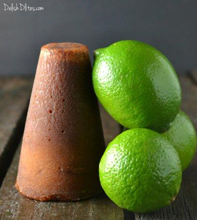 Aguapanela con Limón (Sugarcane Lime Drink)
