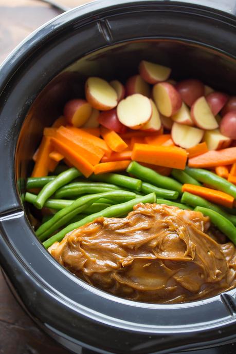 Slow Cooker Ginger Peanut Chicken with Green Beans & Baby Potatoes This Thai-inspired slow cooker ginger peanut chicken cooks along with baby potatoes, green beans and carrots!