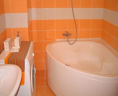 Tips on Choosing the Right Bathtubs for Small Bathrooms bathtub