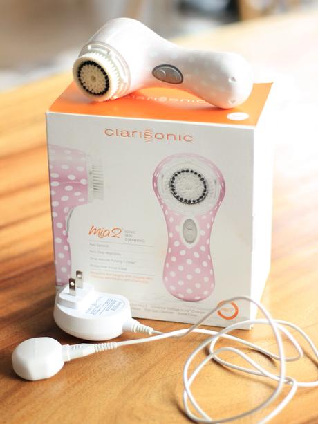 GENTLY USED CLARISONIC MIA 2 FOR SALE