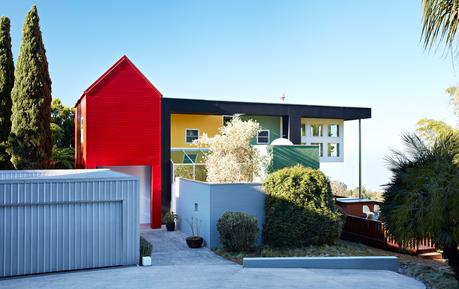 A collage of brightly colored geometric volumes comprise the Ettore Sottsass–designed residence of Lesley Bailey and Adrian Olabuenaga