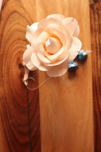 Mother's Day Crepe Paper Rose Instructions for a DIY Bonbonnierre