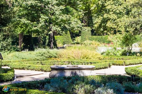 Fountains and Squares in Madrid – A Photo Essay Plaza de Oriente