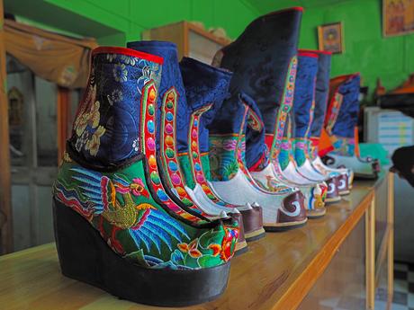 Bhutan – The Craft of Tsho Lham Bootmaking Bhutan - The Craft of Tsho Lham Bootmaking