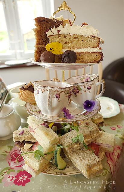 Middle Holly Cottage Tea Room and Cake Parlour - Afternoon tea Middle Holly Cottage Tea Room and Cake Parlour - Afternoon tea