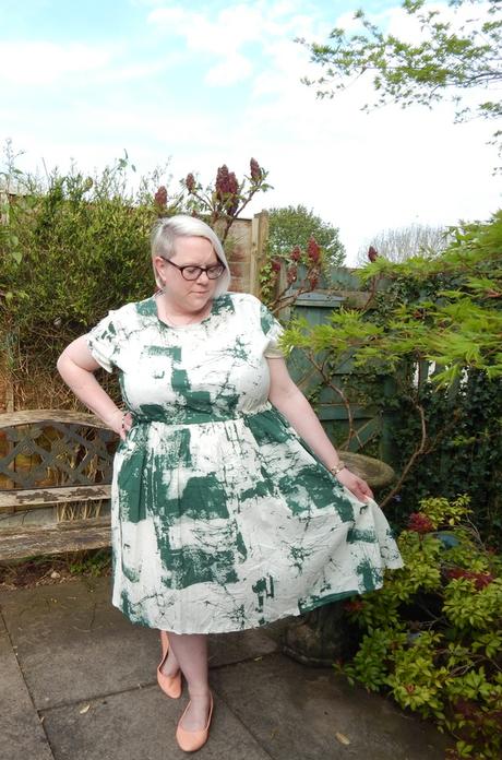 31 Dresses of May Day Seven and Eight 31 Dresses of May Day Seven and Eight