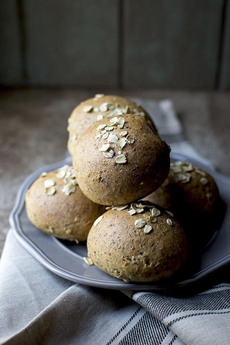 Flax Oat Wheat Dinner Rolls Wholegrain Dinner rolls with Oats, Flax and Wheat