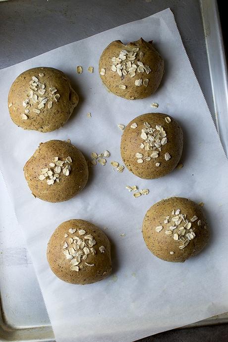 Flax Oat Wheat Dinner Rolls Wholegrain Dinner rolls with Oats, Flax and Wheat