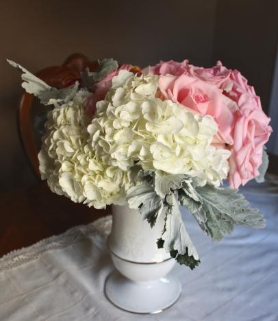 Floral Inspiration : Elegant + Colorful Floral Inspiration : Elegant + Colorful