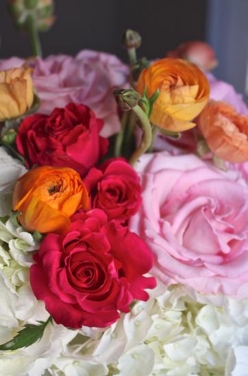 Floral Inspiration : Classic + Colorful Floral Inspiration : Classic + Colorful
