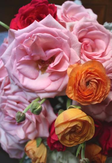 Floral Inspiration : Classic + Colorful Floral Inspiration : Classic + Colorful