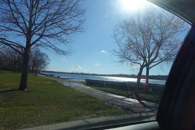 MADISON, WISCONSIN: The State Capitol and Monona Terrace