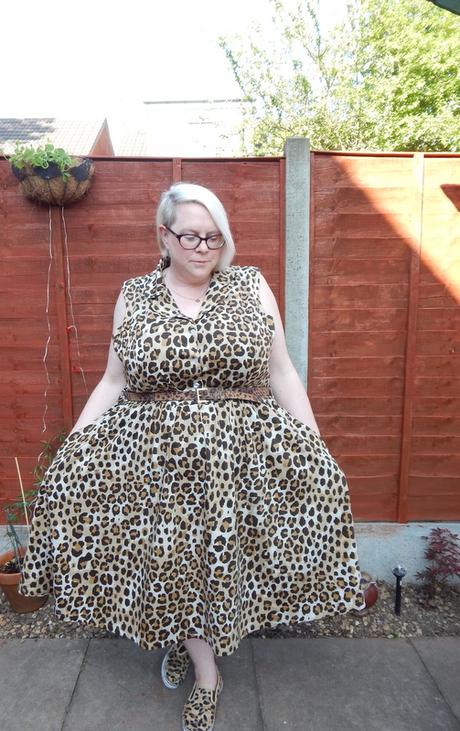 31 Dresses of May Days Fifteen and Sixteen 31 Dresses of May Days Fifteen and Sixteen
