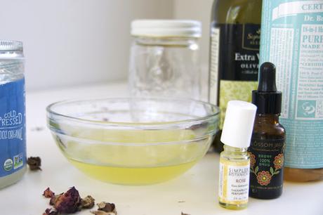 This DIY Coconut & Rose Oil Hair Conditioner Recipe Will Soften Your Curls like Magic! This DIY Coconut & Rose Oil Hair Conditioner Recipe Will Soften Your Curls like Magic!