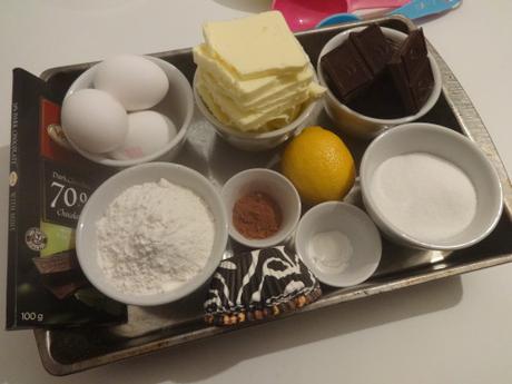 CUPCAKES AU CHOCOLAT / CHOCOLATE CUPCAKES / CUPCAKES DE CHOCOLATE / كاب كيك بالشكلاط image