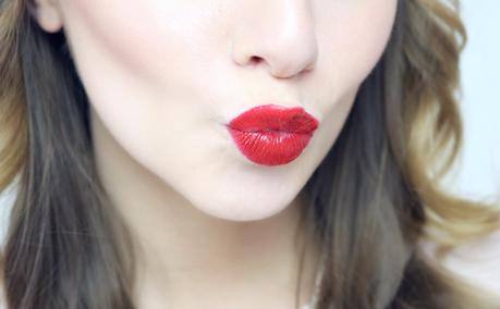 Charlotte Tilbury 'The Bombshell' Look Charlotte Tilbury 'The Bombshell' Look
