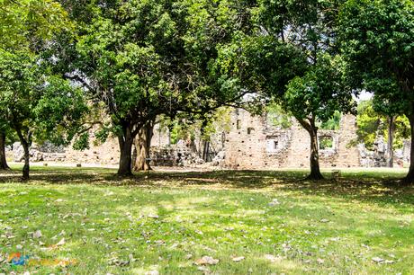 Panama Viejo: Attacked and Sacked Grounds of Panama Viejo