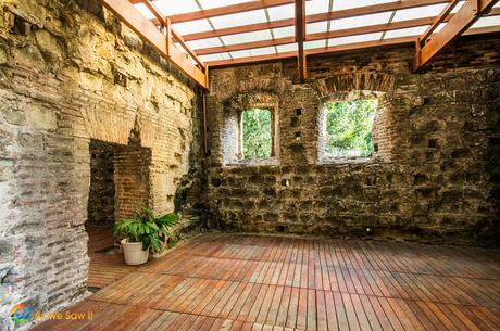 Panama Viejo: Attacked and Sacked Inside the standing church in Panama Viejo