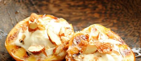Paleo Dessert Recipes: Cinnamon Peaches paleo dessert recipes cinnamon peaches featured image