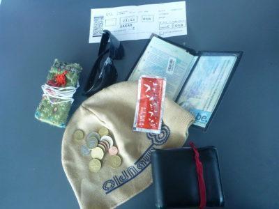 #MSMLostLuggage Challenge with Money Supermarket: Top 5 Problems I Had All this fits in the pocket - a coat doesn't
