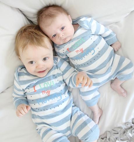 Life With Irish Twins: Finding Out & The First Weeks