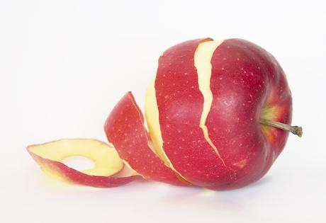 7 Unforgettable Health Benefits of Apple Peel Apple Peel