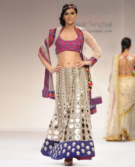9 Awesome Collection of Mirror Work Lehenga For Brides
