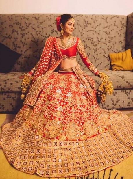 9 Awesome Collection of Mirror Work Lehenga For Brides