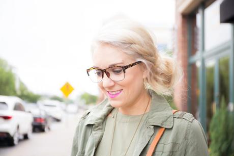 how to incorporate frames in your everyday look How To Incorporate Frames in your Everyday Look
