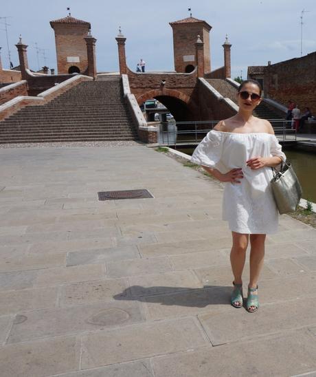 Off the Shoulder For a Visit to Comacchio