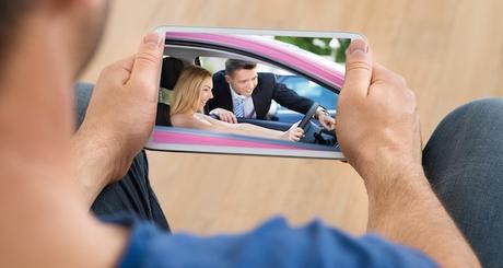 Readers Get the Best of Both Worlds with Interactive Video Brochures Readers Get the Best of Both Worlds with Interactive Video Brochures