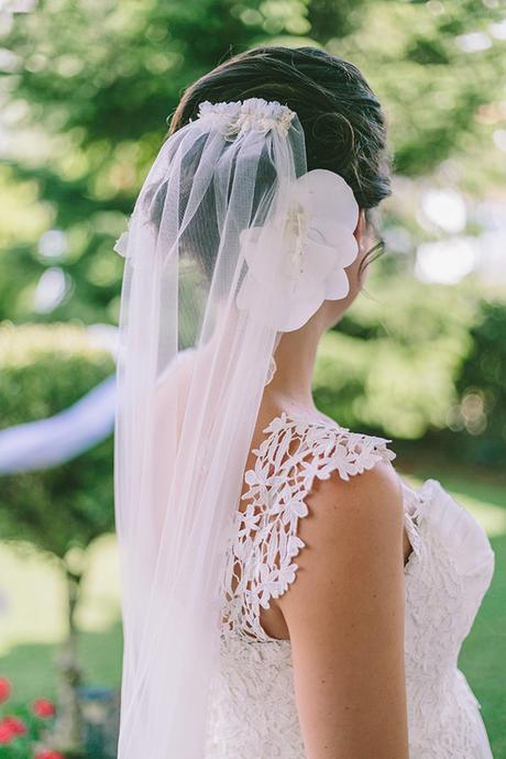 Romantic vineyard wedding bridal-veil