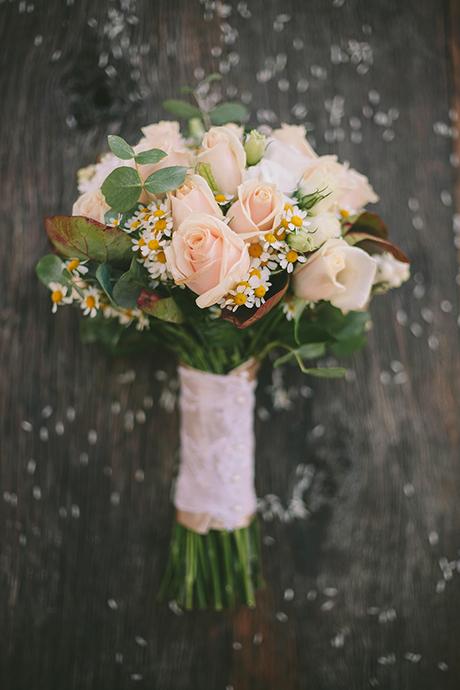 Romantic vineyard wedding vintage-bridal-bouquet