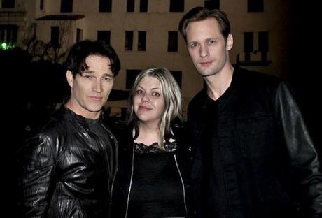 420896_3235196006347_1460121418_32937580_514983172_n Fan Encounter Late At Night with Some Vampires