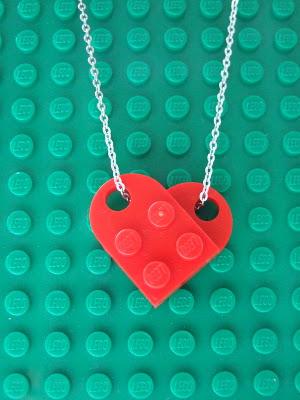 Minute Make - Valentine Lego necklace Minute Make - Valentine Lego necklace
