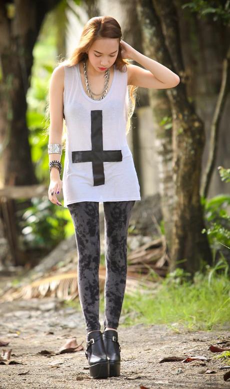 Look 331: Leather Cross