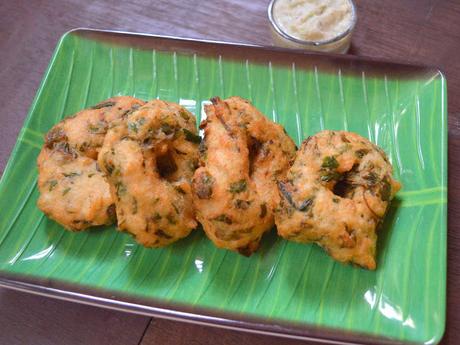 Keerai vada | Amaranath Urad Dal Fritters