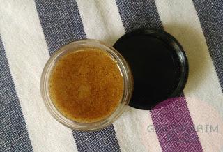 DIY Walnut Honey Body Scrub DIY Walnut Honey Body Scrub