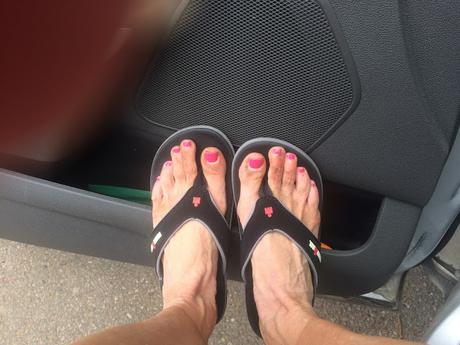 Product Review: Ironman Recovery Sandals (aka Happy Hour for Your Feet)