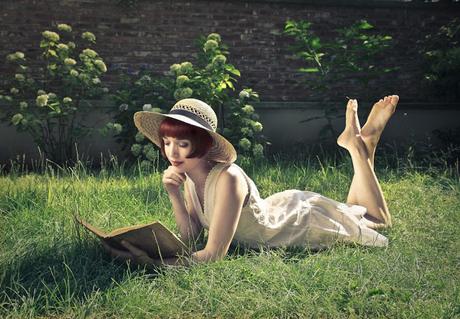 SUMMER READING LIST: 5 GREAT BOOKS TO READ THIS SUMMER