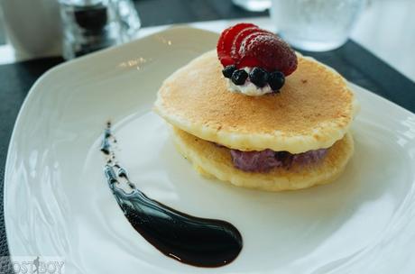 Novotel Manila Araneta Center: Check Out Its Premier Lounge Novotel Manila Araneta Center: Check Out Its Premier Lounge