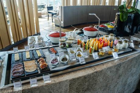 Novotel Manila Araneta Center: Check Out Its Premier Lounge Novotel Manila Araneta Center: Check Out Its Premier Lounge