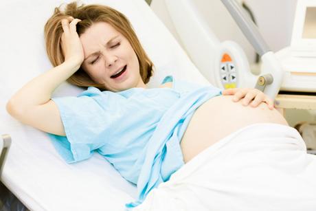 Pregnancy Problems Common with Spine Disease 