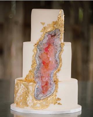 New Wedding Cake Trend: Geode Cakes