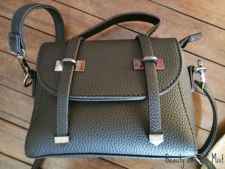 Black in Summer? Zaful Bag Review Black in Summer? Zaful Bag Review