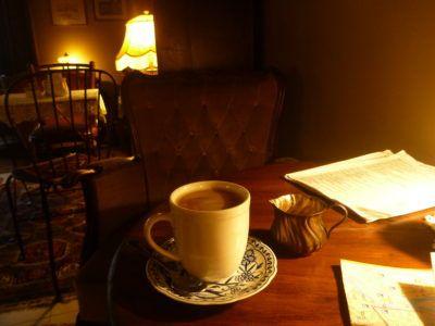 Backpacking in Poland: One Night in The Countryside Village of Rywałd, Pomerania Coffee in the trendy Klubokawiarnia Szafa