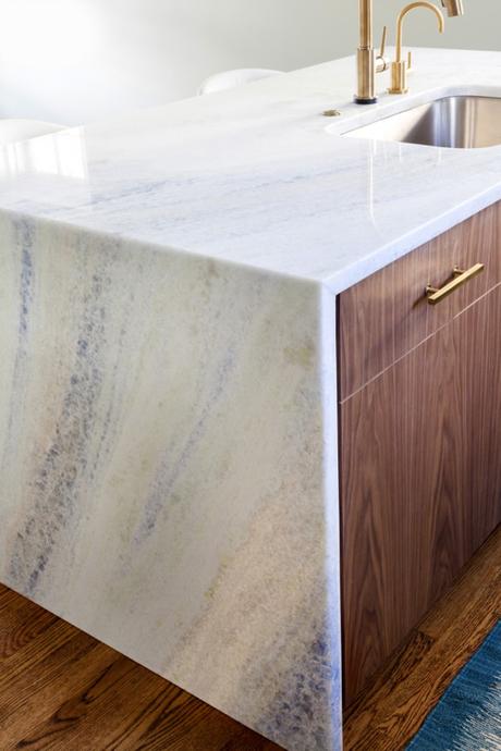 Montage: 12 Kitchens With Quartz Countertops Aquias Blue Quartzite Island With Waterfall Edge And Brass Hardware