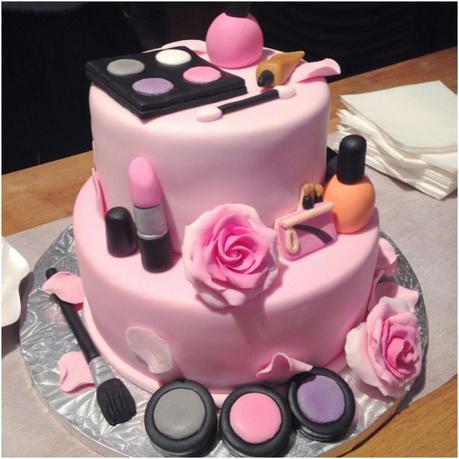 14 Awesome Cakes for Special People 14 Awesome Cakes for Special People