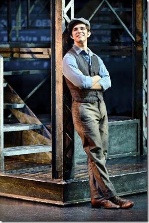 Review: Newsies (Broadway in Chicago, 2016) Review: Newsies (Broadway in Chicago, 2016)