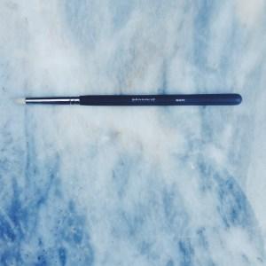 AUGUST 2016 MORPHE BRUSH CLUB REVIEW Morphe M431 – Precision Pencil Crease